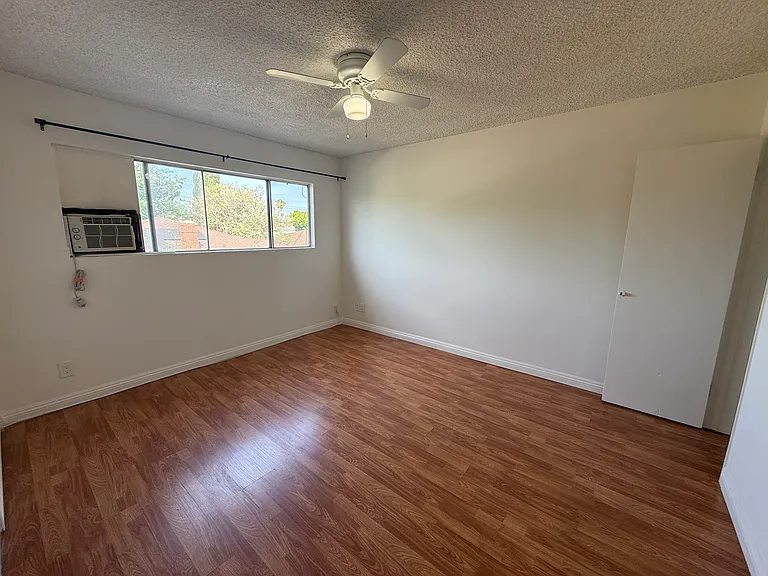 6535 Fulton Ave #205 — Photo 8
