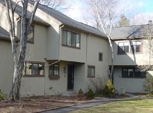 20 Upper Cmns #20, Woodbury, CT 06798