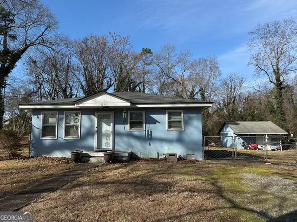 424 Johnson Dr, Stone Mountain, GA 30087