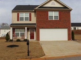 516 Tea Rose Dr, Boiling Springs, SC 29316