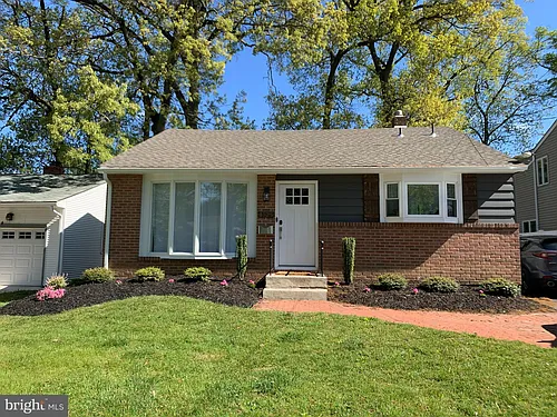1525 Cedar Ave Photo 1