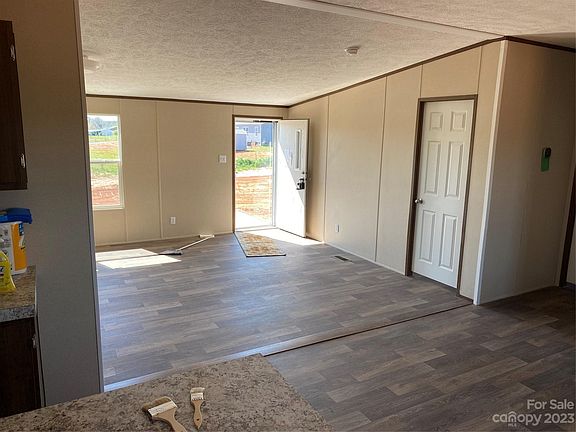 3rd image of 105 N Highway 18 Trl N #1