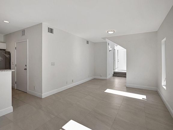 5th image of 1104 S 20th Ave #1104