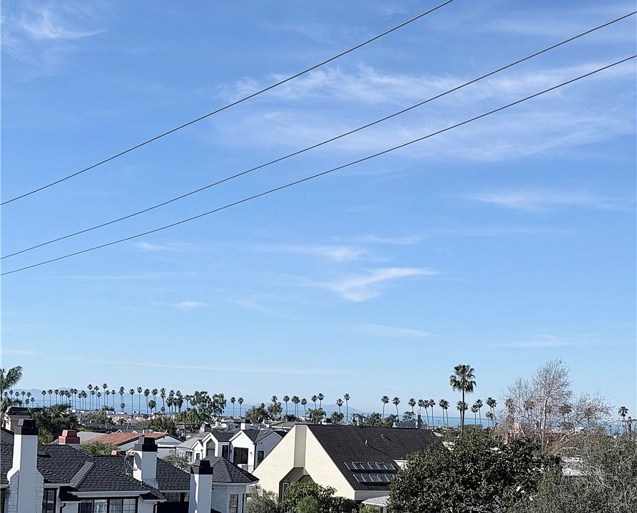 1st image of 709 1/2 Larkspur #1