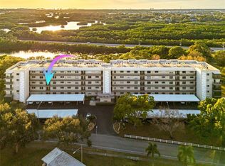 8198 Terrace Garden Dr N Unit 202, Saint Petersburg, FL 33709