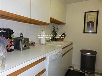 2nd image of 1933 Commonwealth Ave APT 604