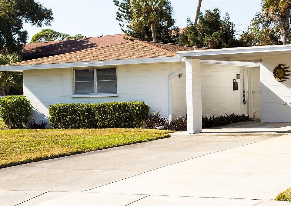 1st image of 2427 Terry Ln