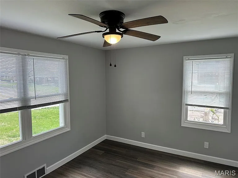 9343 Duenke Dr — Photo 13