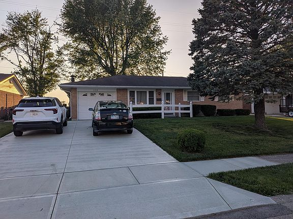 3rd image of 330 Brentwood Ave