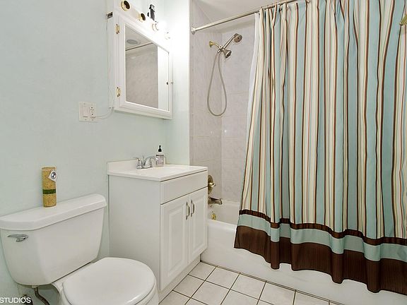 3rd image of 5685 W Goodman St #1