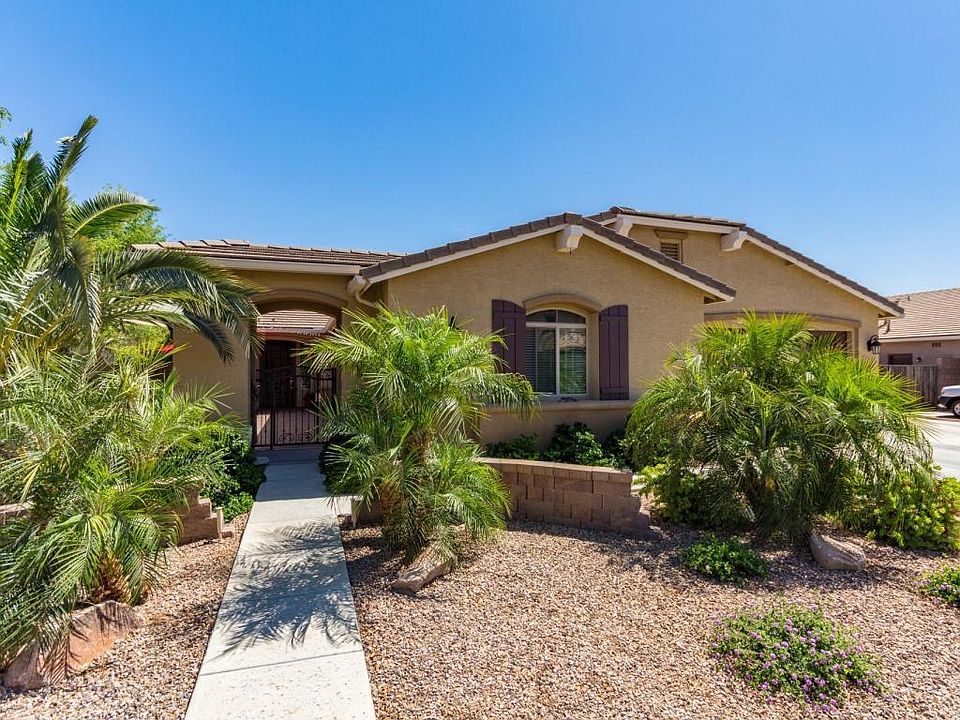 1st image of 2585 E Carob Dr