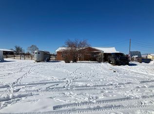 142 W Romero Rd, Ranchos De Taos, NM 87557