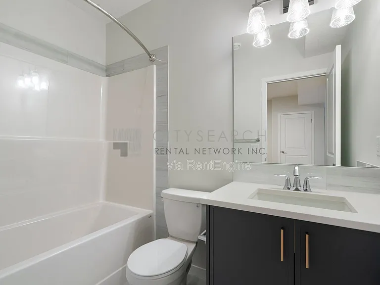 31 Royston Ter NW — Photo 20