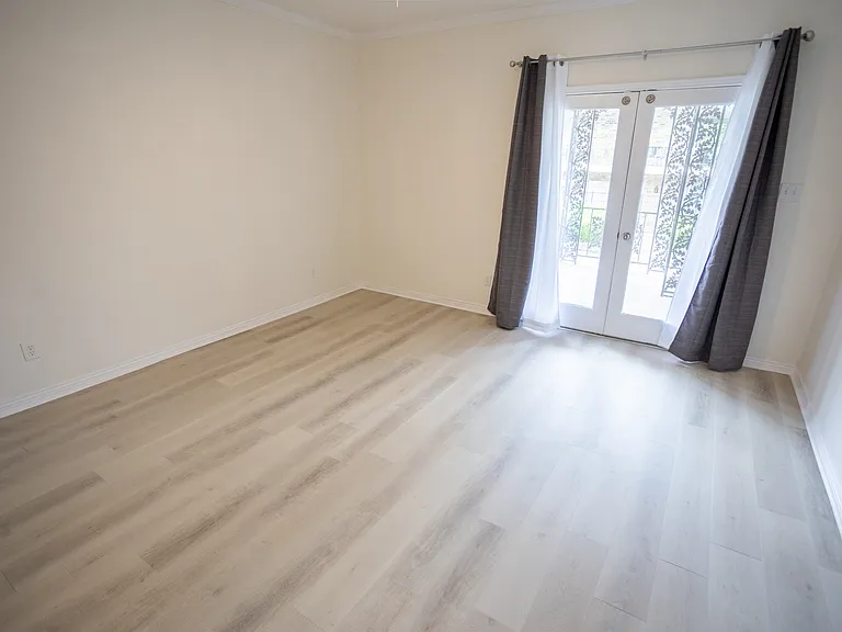 4403 Bellaire Dr S #222 — Photo 22