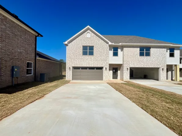4821 Old Oak Dr, Little Rock, AR 72223