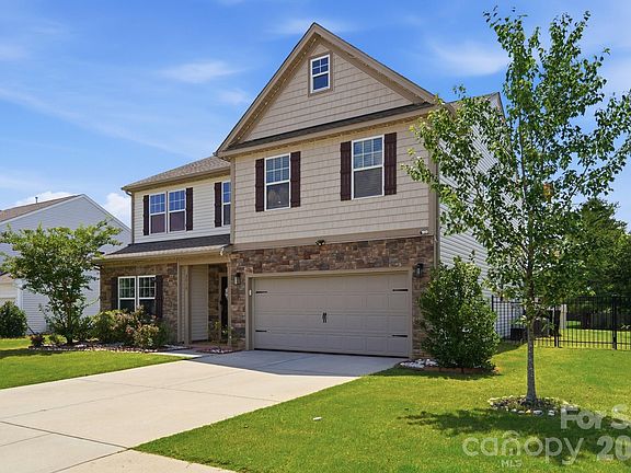 4th image of 2018 Creeks Landing Dr