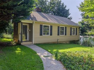 829 S Sunset Dr, Winston Salem, NC 27103