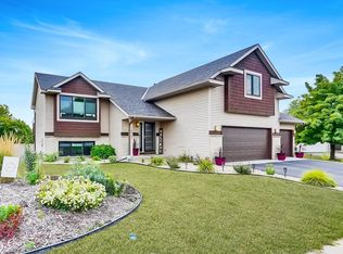 16961 Simpkins Cir SW, Prior Lake, MN 55372