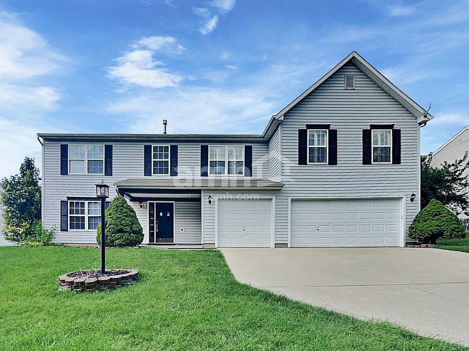1st image of 10640 Standish Pl