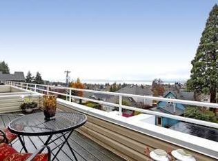 4527 45th Ave SW APT 301S, Seattle, WA 98116