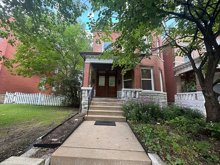 4139 Cleveland Ave — Photo 2