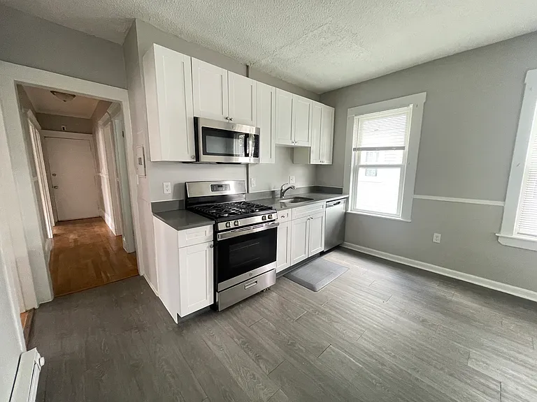 48 Mora St #2 — Photo 5