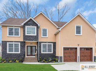49 Erickson Ave, Monroe Township, NJ 08831