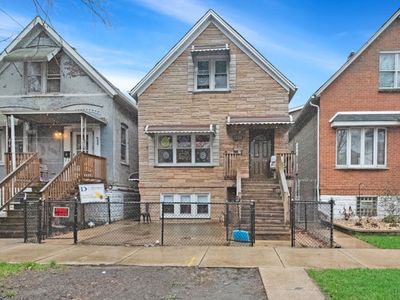 439 W 44th Pl, Chicago, IL, 60609