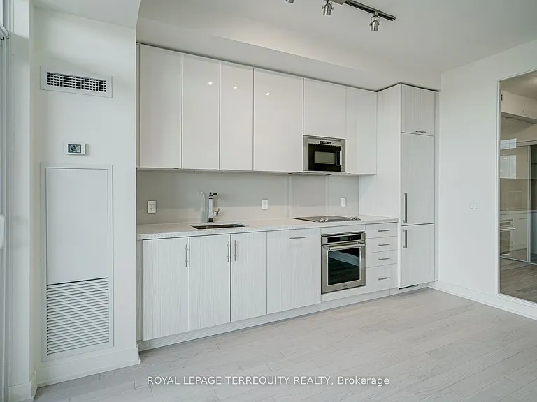 330 Richmond St W #2308 — Photo 4
