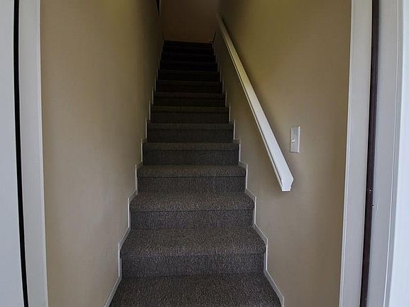 3rd image of 1920 Royal Oak St #A