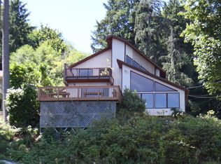 8835 SW 148th Pl, Vashon, WA 98070