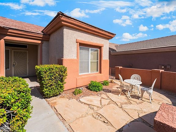 5th image of 465 Eagle Vista Dr