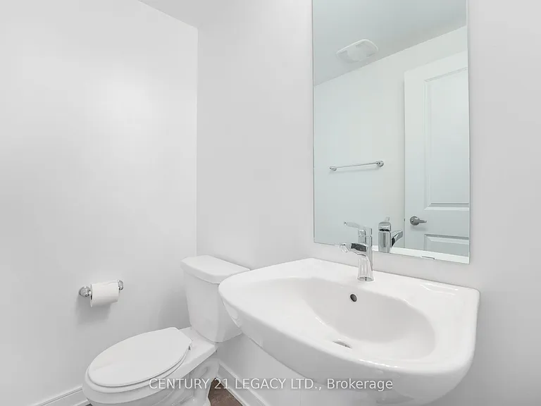 131 Blue Forest Cres — Photo 37