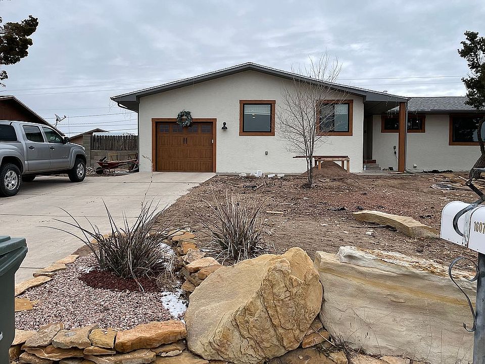 1st image of 1607 Helena Dr