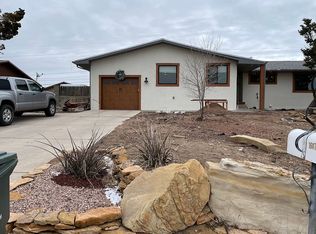 1607 Helena Dr, Gallup, NM 87301