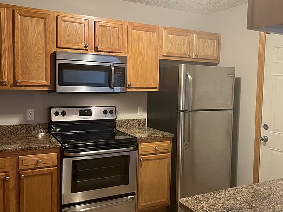 5th image of 4417 Naper Bay