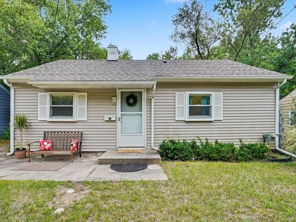 1423 W North St, Kalamazoo, MI 49006