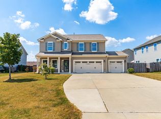 1304 Ivey Grove Ct, Fuquay Varina, NC 27526