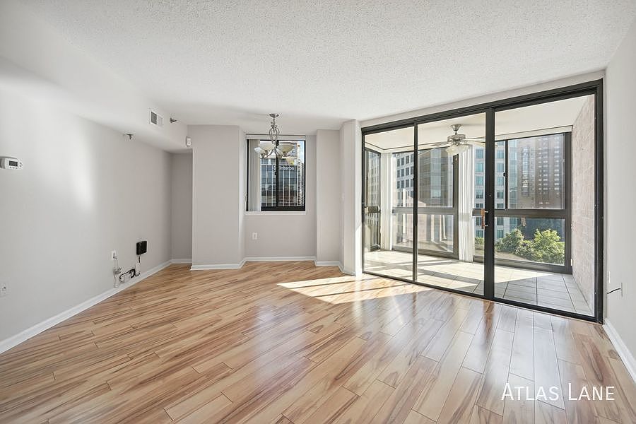1st image of 1001 N Randolph St APT 803