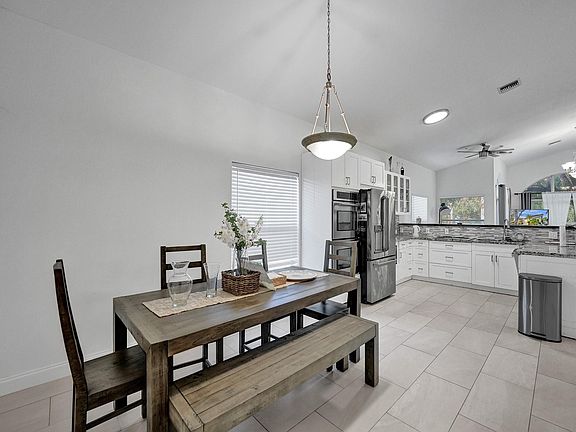 3rd image of 10921 NW 46th Drive