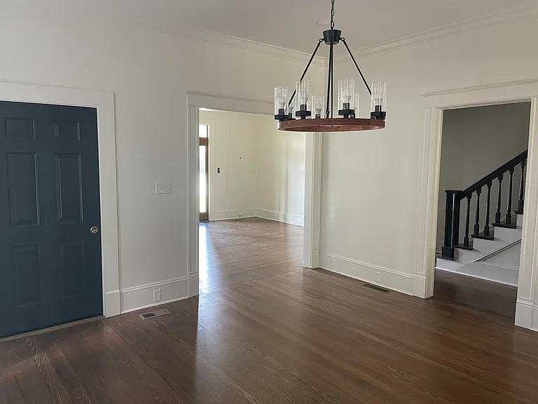 1340 Courtland Ave — Photo 6