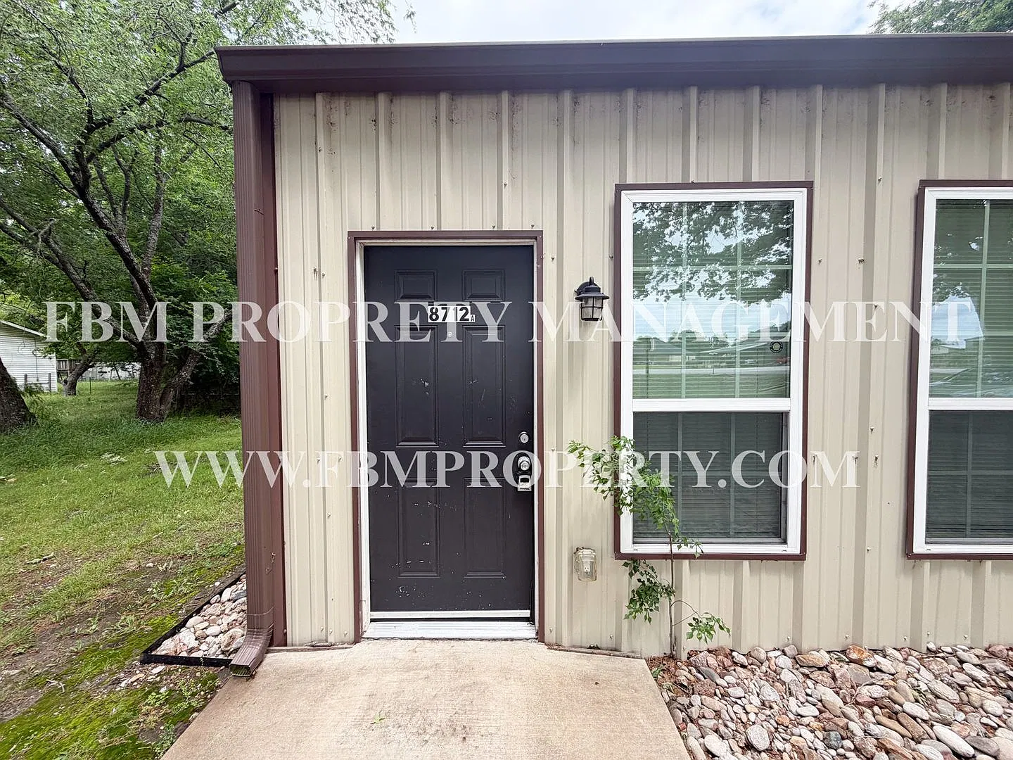 1 bed, 1.0 bath, 620 sqft, $875 — Photo 3