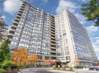 7440 Bathurst St #807, Vaughan, ON L4J 7K8