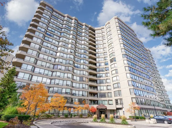 7440 Bathurst St #807, Vaughan, ON L4J 7K8