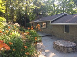 6 Crest Rd, Sherman, CT 06784