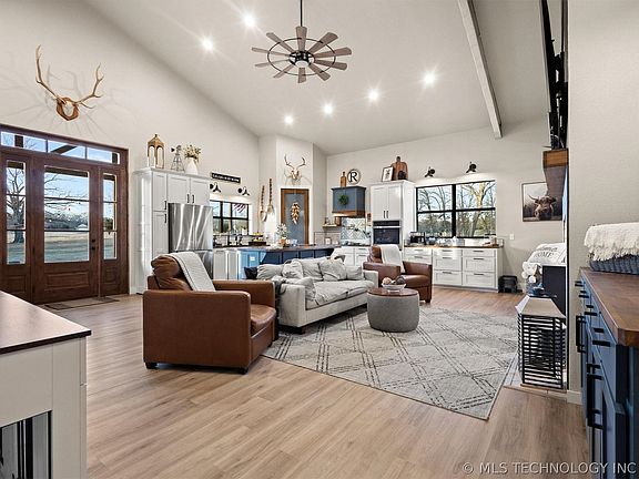 3rd image of 3607 S Half Bank Rd