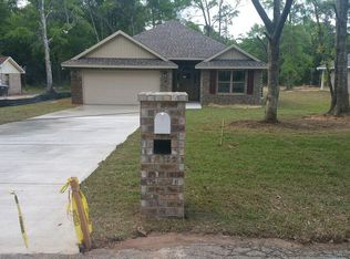 5532 Woodridge Dr, Milton, FL 32570