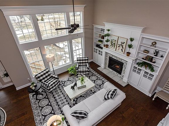5th image of 510 SW Driftwood Ct