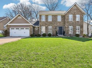 609 Log Hill Ct, Ballwin, MO