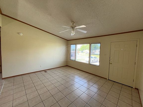 5th image of 3100 Cantabrian Dr